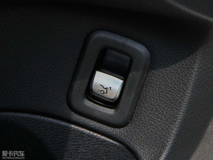 2015YC C 200 4MATIC \