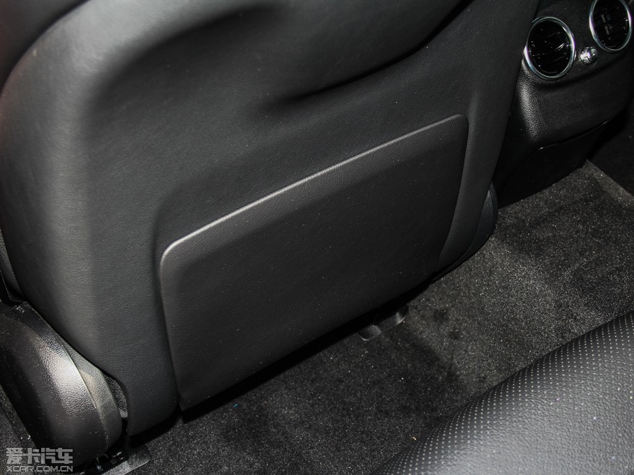 2015YC C 200 4MATIC \