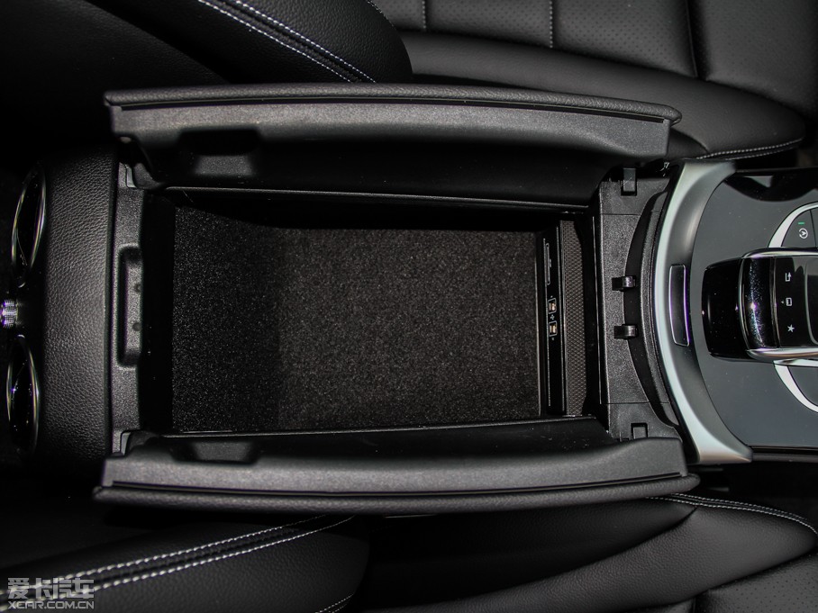 2015YC C 200 4MATIC \