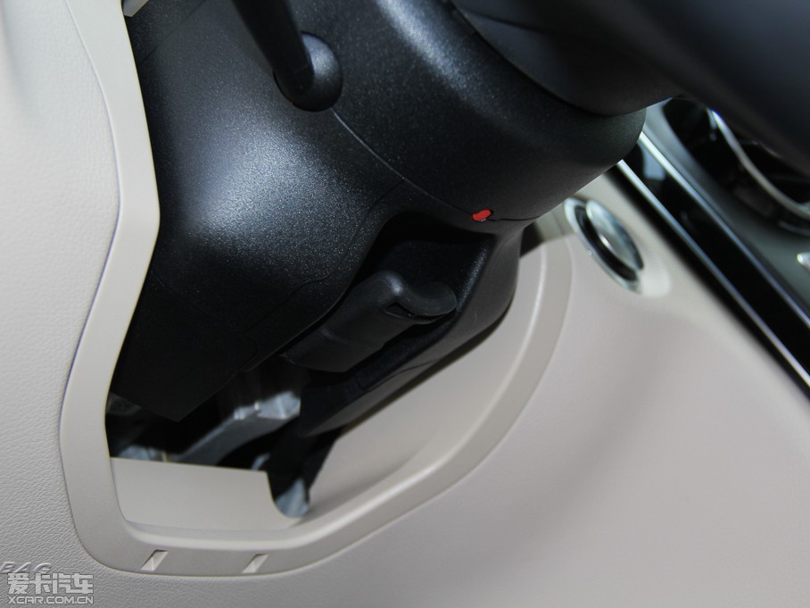 2015YC(j) C 200 L 