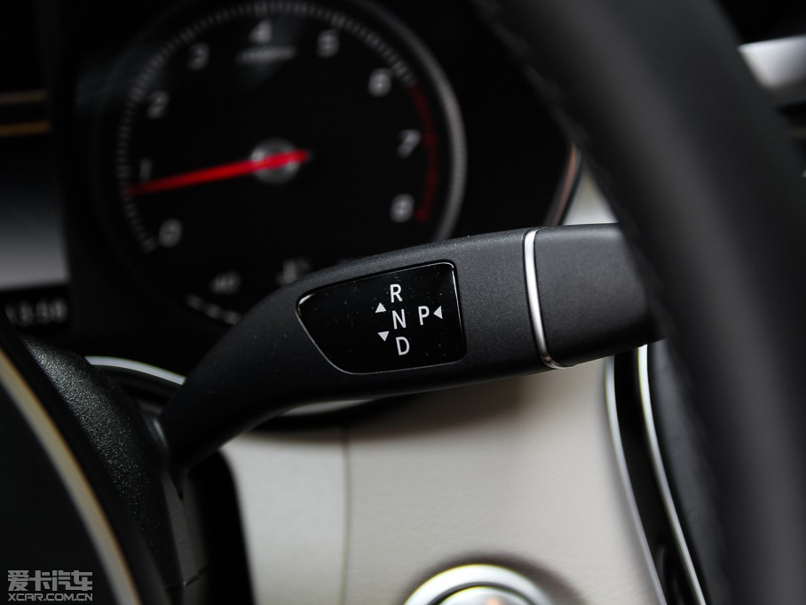 北京奔馳2015款奔馳C級