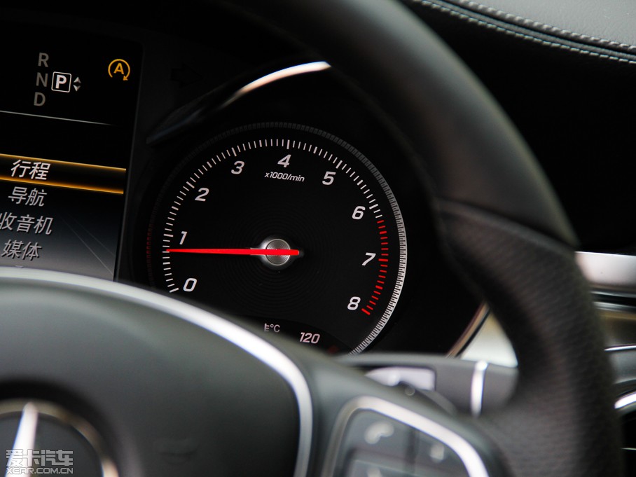 2015YC(j) C 200 L 