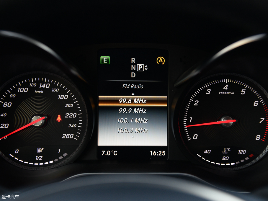 2015YC(j) C 300 L \(yn)(dng)