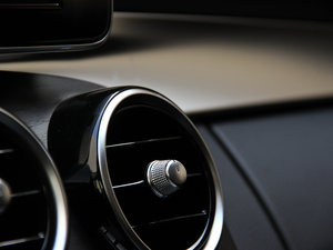 2015C 200 L \(yn)(dng) п؅^(q)