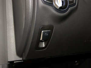 2015C 200 L \(yn)(dng) п؅^(q)