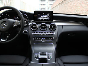 2015款C 200 L 运动型 中控台