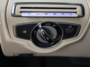 2015C 200 L \(yn)(dng) п؅^(q)