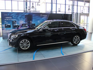 2015C 200 L ˶ 