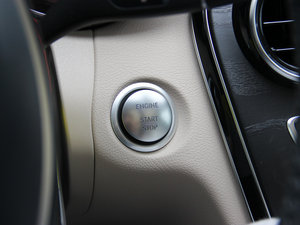 2015C 260 L \ п؅^(q)