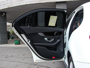 2015款C 180 L 左后车门