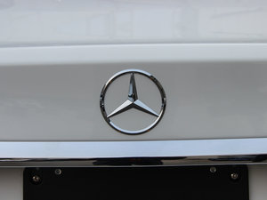 2015C 180 L \(yn)(dng) (x)(ji)^