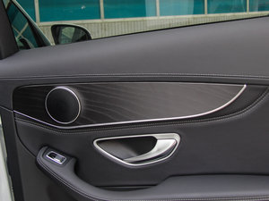 2015C 180 L \(yn)(dng) g