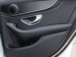 2015C 180 L \(yn)(dng) g