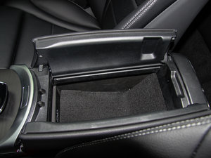 2015C 180 L \(yn)(dng) g