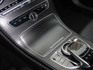 2015C 180 L \(yn)(dng) g