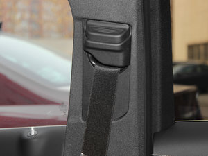 2015C 180 L \(yn)(dng) g