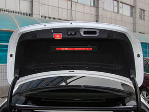 2015C 180 L \(yn)(dng) g