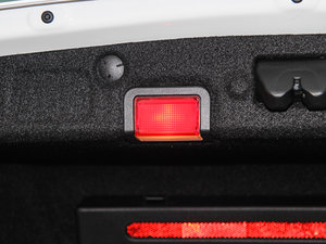 2015C 180 L \(yn)(dng) g