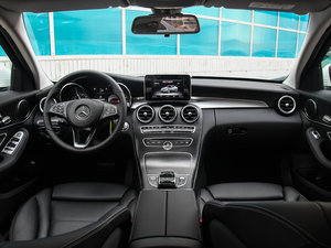 2015款C 180 L 运动型 内饰全景