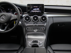 2015款C 180 L 运动型 中控台