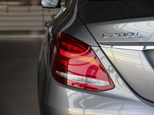 2015C 200 L  (x)(ji)^