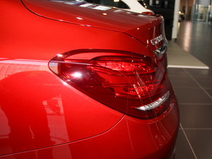 2015C 200 L  (x)(ji)^