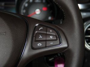 2015款C 200 L 4MATIC 中控区