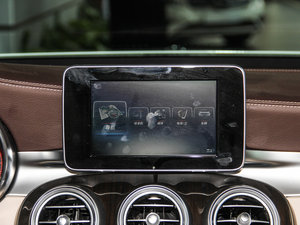 2015款C 200 L 4MATIC 中控台显示屏