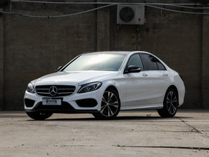 2015款C 200 4MATIC 运动型 左前45度