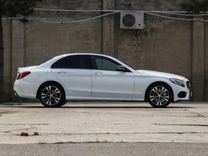 2015C 200 4MATIC \ w^