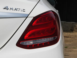 2015款C 200 4MATIC 运动型 尾灯