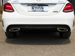 2015C 200 4MATIC \ Ś