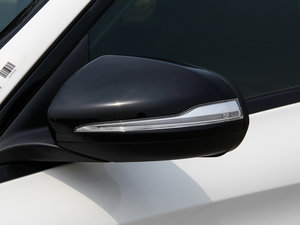 2015C 200 4MATIC \ ^