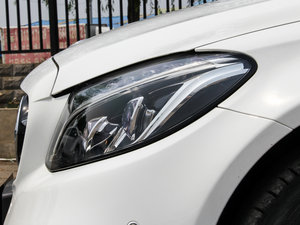 2015C 200 4MATIC \ ^