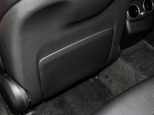 2015C 200 4MATIC \ g