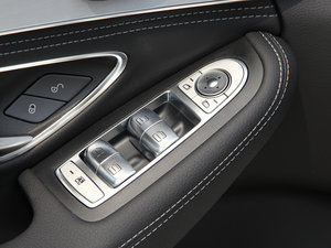 2015款C 200 4MATIC 运动型 主驾车窗控制区	