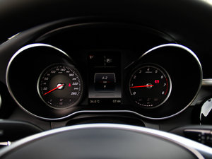2015款C 300 运动型 仪表