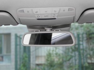 2015款C 200 L  车内后视镜