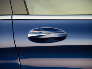 2015C 300 L \(yn)(dng) (x)(ji)^