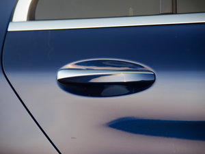 2015C 300 L \(yn)(dng) (x)(ji)^