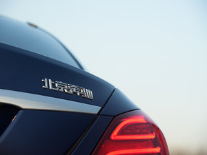 2015C 300 L \(yn)(dng) (x)(ji)^