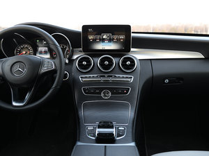 2015款C 300 L 运动型 中控台