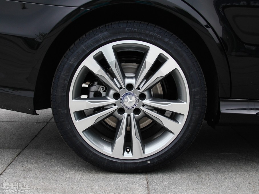 2015YE E 260L \ӕr