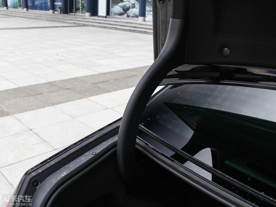 2015��YE��(j��) E 260L �\(y��n)��(d��ng)�r(sh��)����