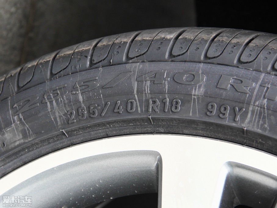 2015YE(j) E 260L \(yn)(dng)r(sh)