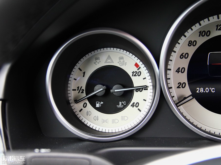 2015YE E 260L \ӕr