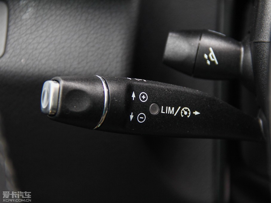 2015YE(j) E 260L \(yn)(dng)r(sh)