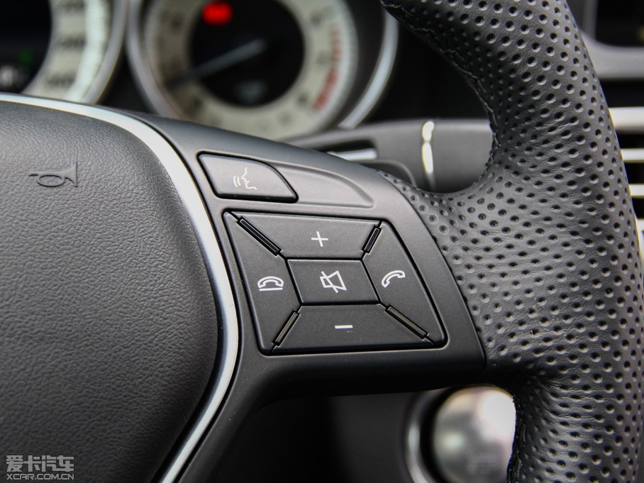 2015YE(j) E 260L \(yn)(dng)r(sh)