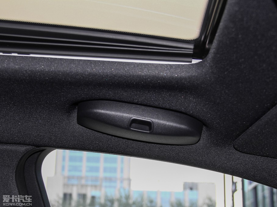 2015YE(j) E 260L \(yn)(dng)r(sh)