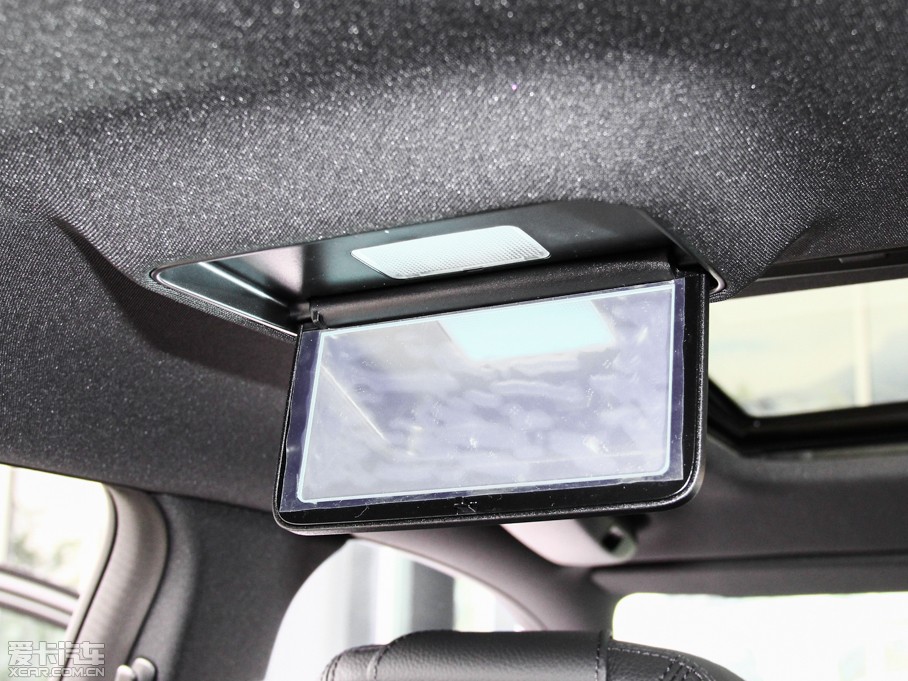 2015YE(j) E 260L \(yn)(dng)r(sh)